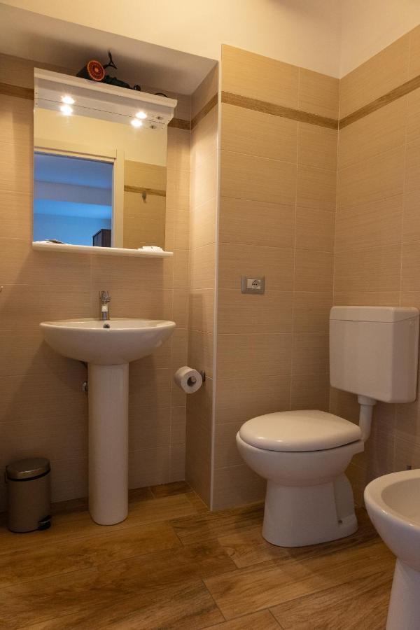 La Stazione Bed & Breakfast Trontano Exterior photo
